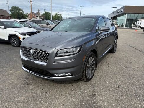 Used 2022 Lincoln Nautilus Reserve w/ Equipment Group 202A AWD/4WD image 3