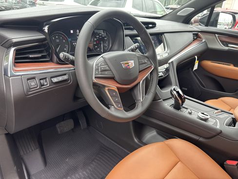 New 2025 Cadillac XT5 Premium Luxury w/ Technology Package image 24