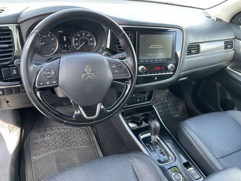 Used 2020 Mitsubishi Outlander SEL AWD/4WD image 10