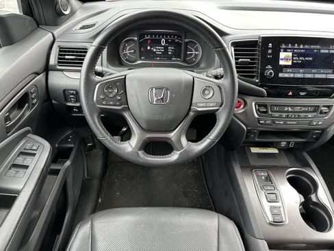Used 2023 Honda Passport EX-L image 12