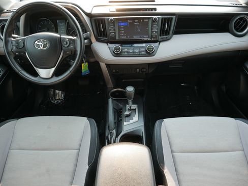 Used 2017 Toyota RAV4 XLE w/ Premium Special Value Package AWD/4WD image 10