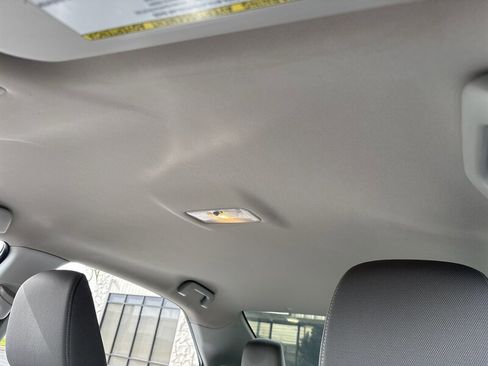 Used 2016 Toyota Corolla LE image 22