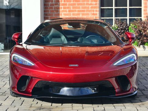 Used 2022 McLaren GT image 2