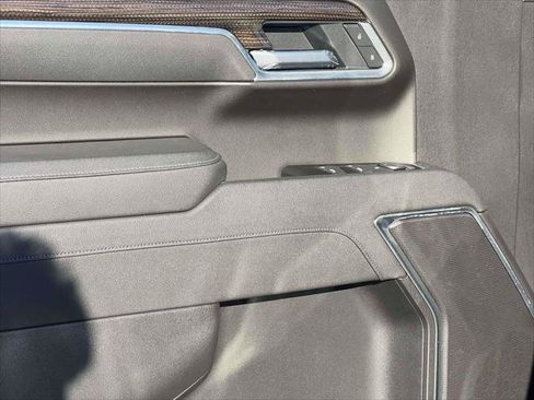 Used 2026 Chevrolet Silverado 1500 LT image 17