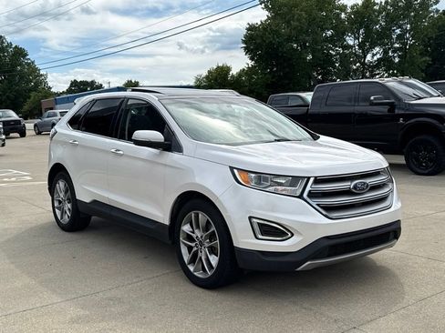 Used 2017 Ford Edge Titanium w/ Equipment Group 301A AWD/4WD image 20