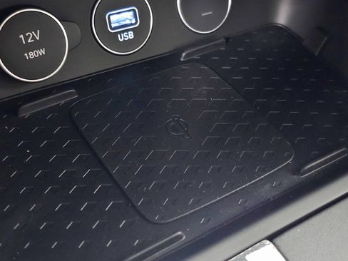 Used 2026 Genesis G70 2.5T Prestige image 27