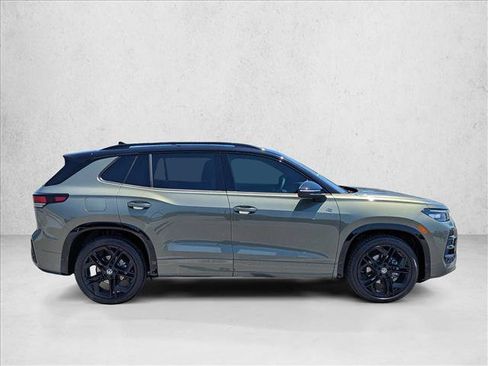 New 2026 Volkswagen Tiguan SE R-Line FWD image 4