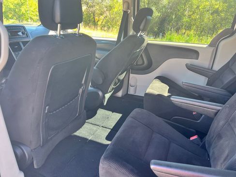 Used 2014 Dodge Grand Caravan SE w/ Quick Order Package 29E SE image 19