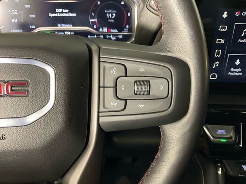 Used 2024 GMC Sierra 2500 AT4X image 25