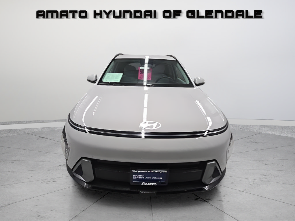 Certified 2025 Hyundai Kona SEL FWD image 10