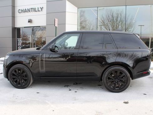 New 2026 Land Rover Range Rover SE image 5