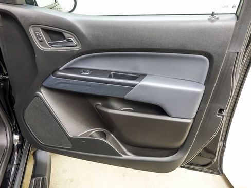 Used 2022 Chevrolet Colorado Z71 image 23