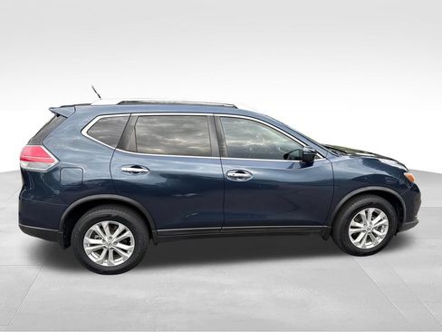 Used 2016 Nissan Rogue SV FWD image 8
