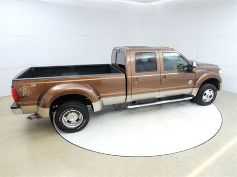 Used 2011 Ford F450 Lariat image 19