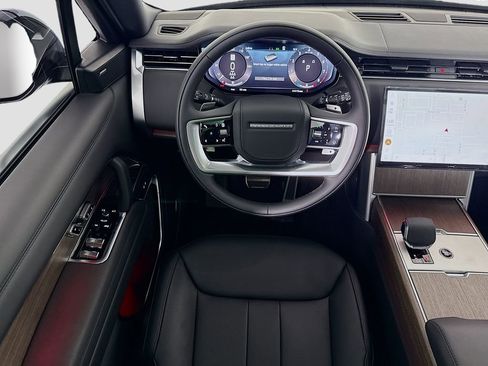 New 2026 Land Rover Range Rover Long Wheelbase SE AWD/4WD image 11