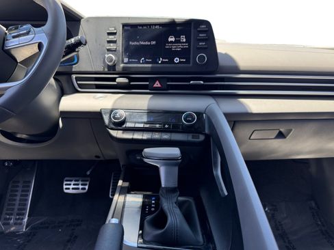Used 2026 Hyundai Elantra Sport FWD image 11