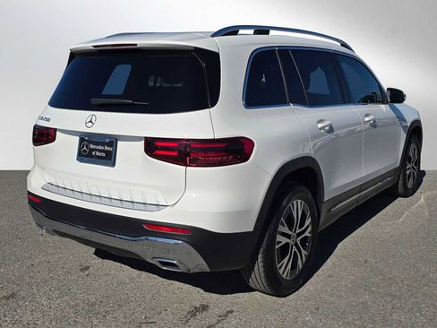 Used 2026 Mercedes-Benz GLB 250 image 4