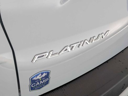 Used 2025 Ford Escape Platinum AWD/4WD image 12