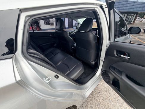 Used 2020 Toyota Prius Prime XLE FWD image 61