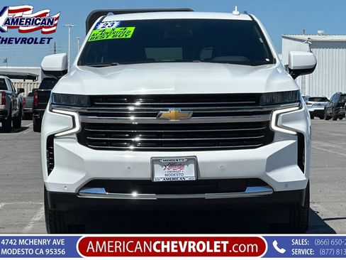 Used 2023 Chevrolet Suburban LT AWD/4WD image 9