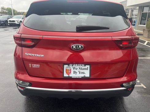 Used 2022 Kia Sportage LX image 4