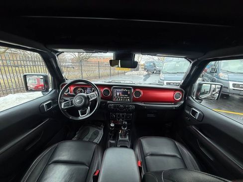 Used 2023 Jeep Gladiator Rubicon w/ LED Lighting Group image 15