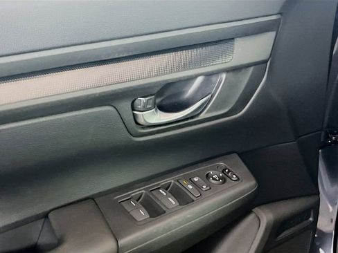 Certified 2025 Honda CR-V EX image 16