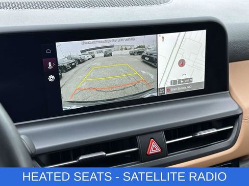 Used 2024 Kia Seltos EX image 4