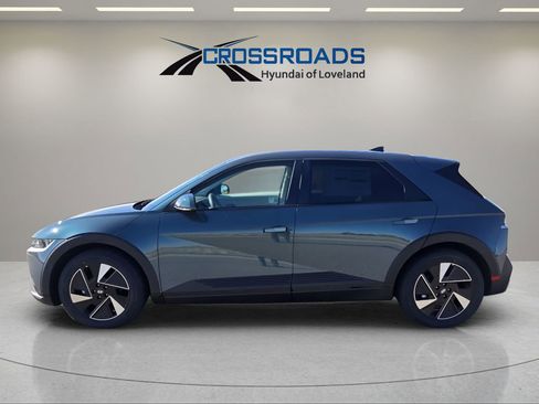 New 2026 Hyundai Ioniq 5 SE image 2