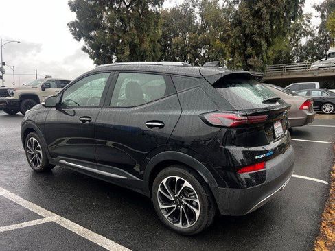 Certified 2023 Chevrolet Bolt EUV Premier image 4