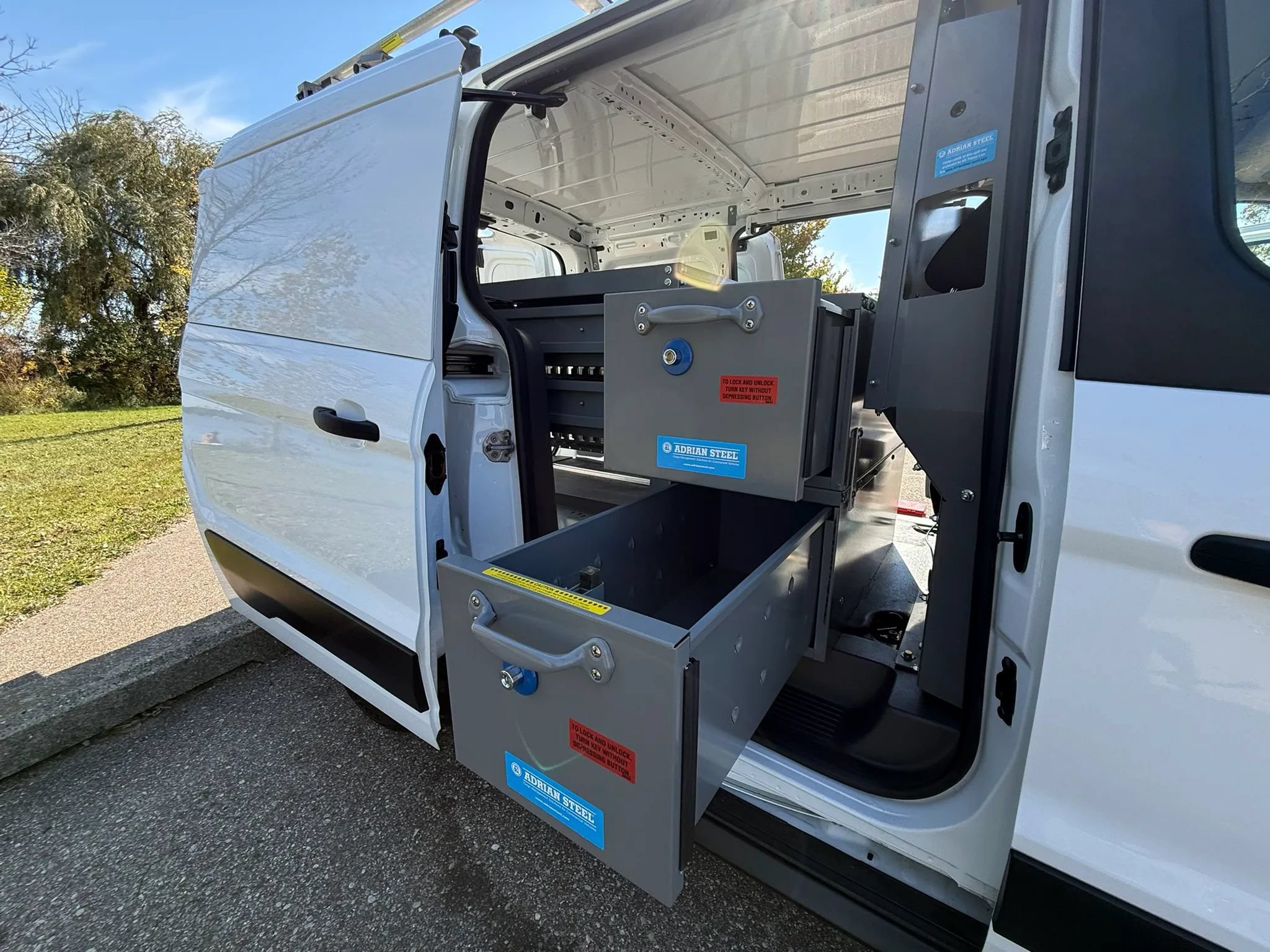 Used 2020 Ford Transit Connect XL FWD image 13
