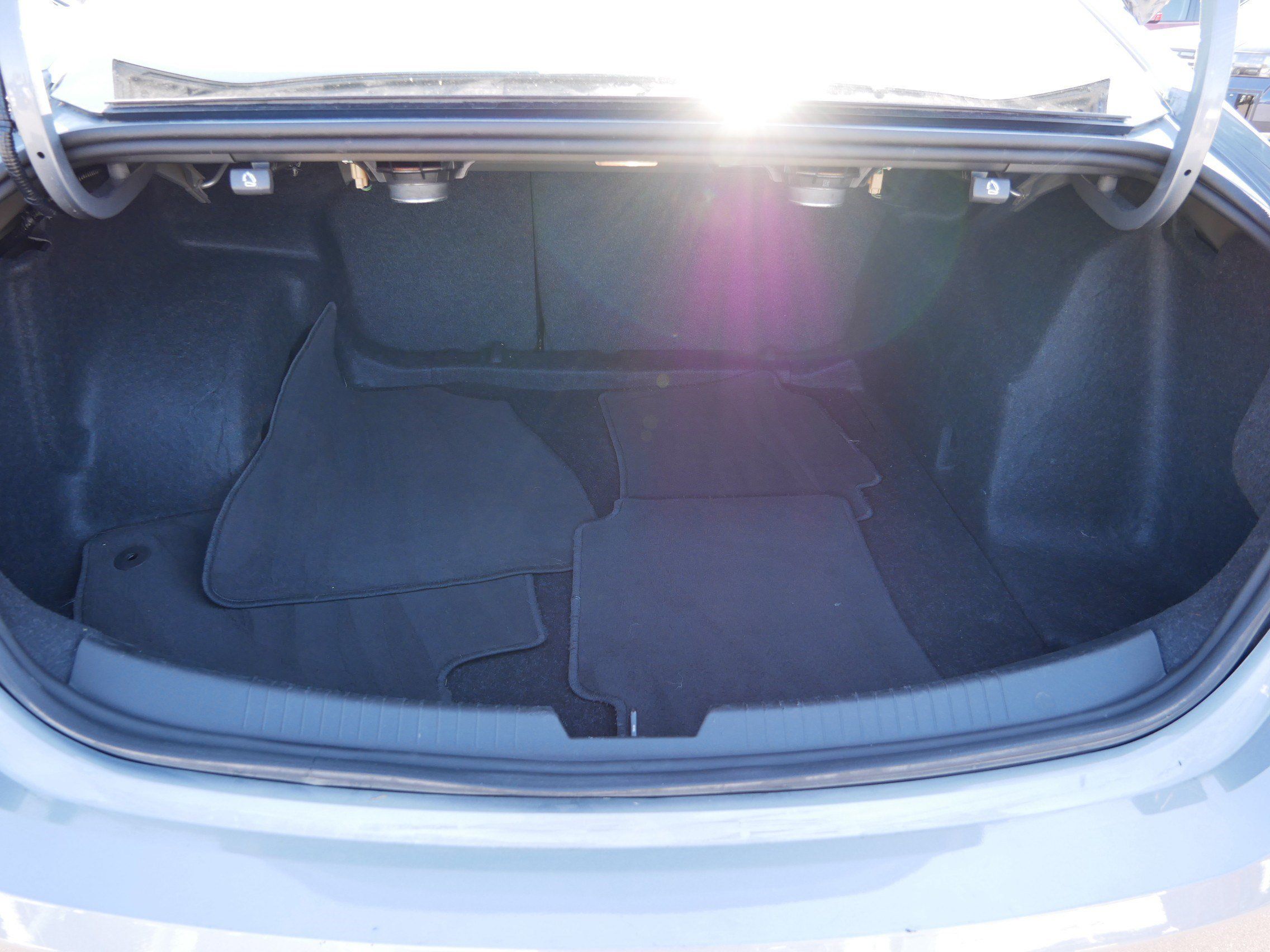 Used 2024 Chevrolet Malibu LT FWD image 18