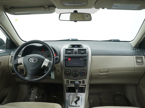 Used 2013 Toyota Corolla LE Special Edition image 13