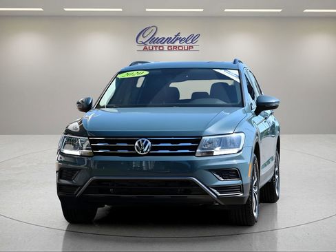 Used 2020 Volkswagen Tiguan SE AWD/4WD image 9