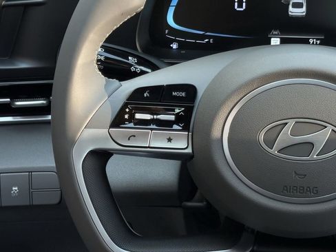 New 2025 Hyundai Elantra Sport image 13