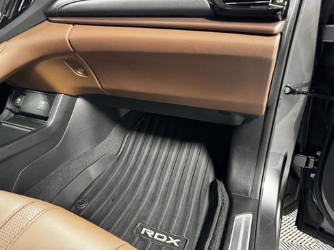 Certified 2025 Acura RDX w/Technology Package image 27