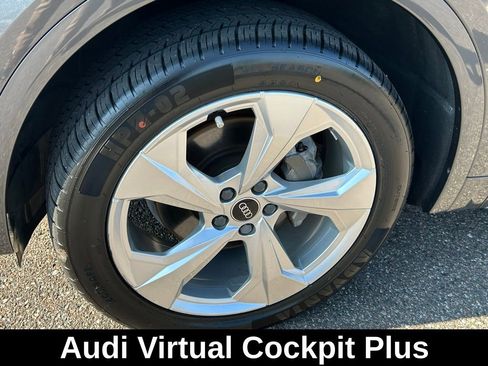 Used 2022 Audi Q5 2.0T Premium Plus w/ Premium Plus Package image 17