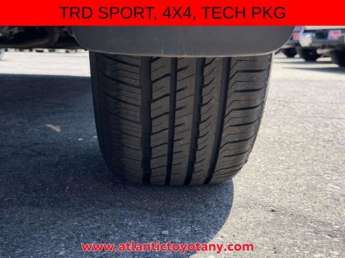 Used 2023 Toyota Tacoma TRD Sport w/ Advanced Technology Package AWD/4WD image 18