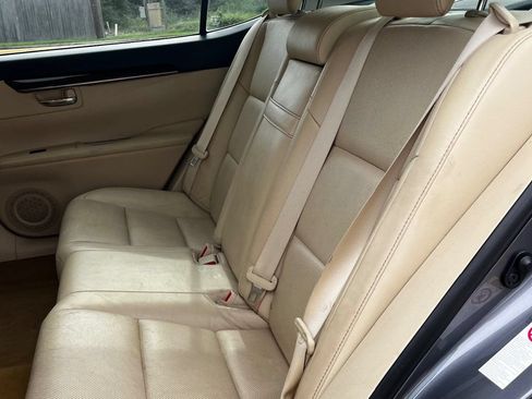 Used 2014 Lexus ES 350 w/ Luxury Package FWD image 14