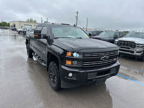 Used 2018 Chevrolet Silverado 2500 LT w/ Midnight Edition AWD/4WD image 25