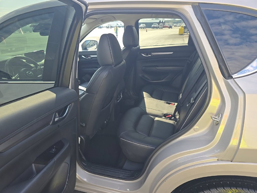 Used 2025 MAZDA CX-5 AWD 2.5 S w/ Select Package image 8