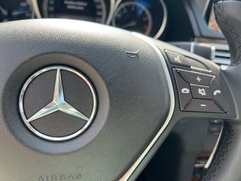 Used 2014 Mercedes-Benz E 350 Sedan image 24