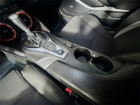 Used 2018 Chevrolet Camaro LT w/ Technology Package image 24