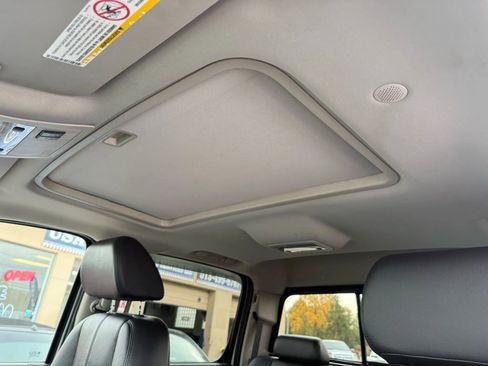 Used 2008 Chevrolet Silverado 3500 LTZ w/ EZ-Lift Tailgate Package image 15