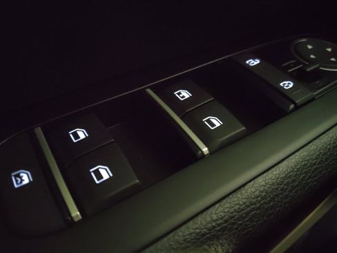 Used 2025 Kia Soul LX FWD image 27