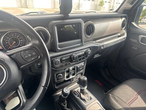 Used 2020 Jeep Wrangler Unlimited Sport AWD/4WD image 11