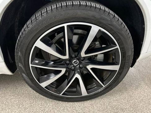 Certified 2024 Volvo XC90 B6 Ultimate w/ Protection Package Premier image 19