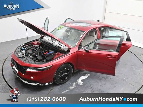 New 2025 Honda Accord SE image 33