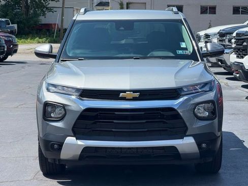 Used 2023 Chevrolet TrailBlazer LT w/ Convenience Package image 2