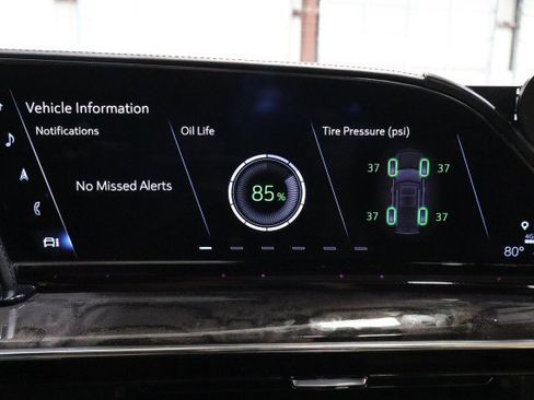 Used 2021 Cadillac Escalade Premium Luxury w/ LPO, Illumination Package AWD/4WD image 51